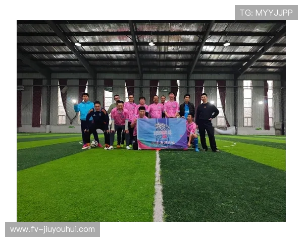 熊格格足球少年追梦之旅展现拼搏精神与团队合作魅力 熊格格足球少年追梦之旅展现拼搏精神与团队合作魅力